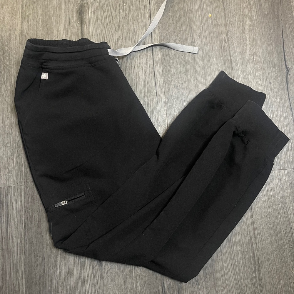 Figs Technical Collection Womens Black Jogger Scrub Pants